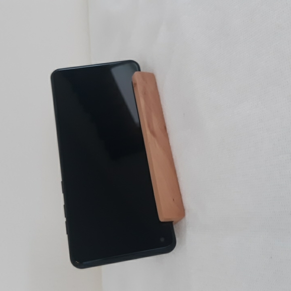 Phone/Tablet Holder - Picture 2 of 6